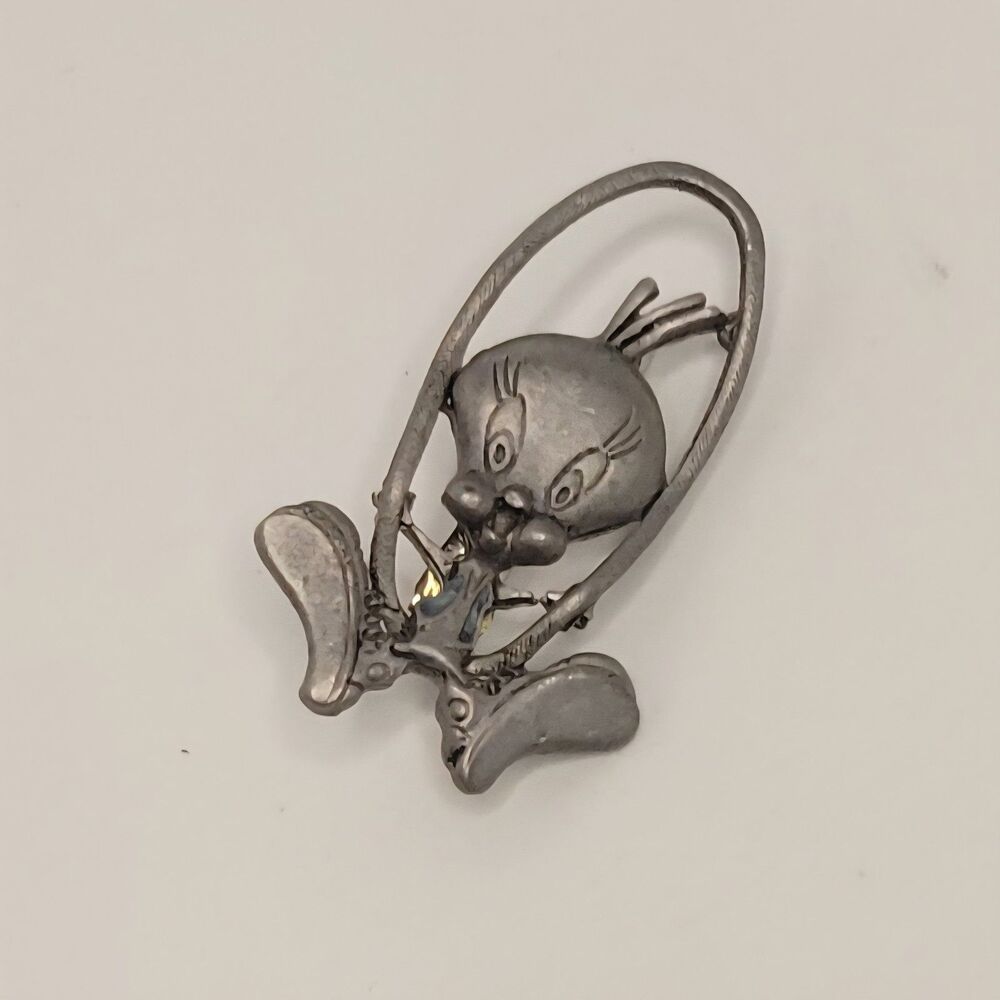 ▪︎Tweety Brooch